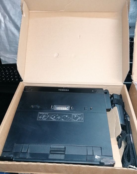 Docking Station (Varias)