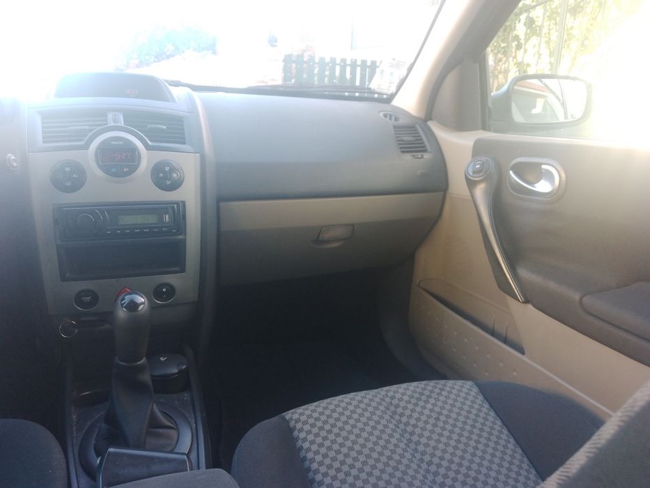 Vendendo carro renor Megane 2004