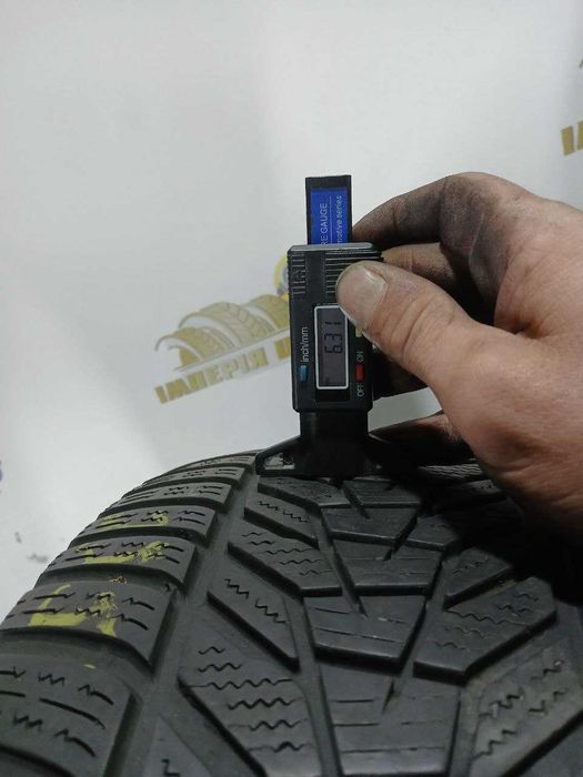 Шини Hankook 235/45R18. 1шт. Зима Розпаровка 2020р.(636)