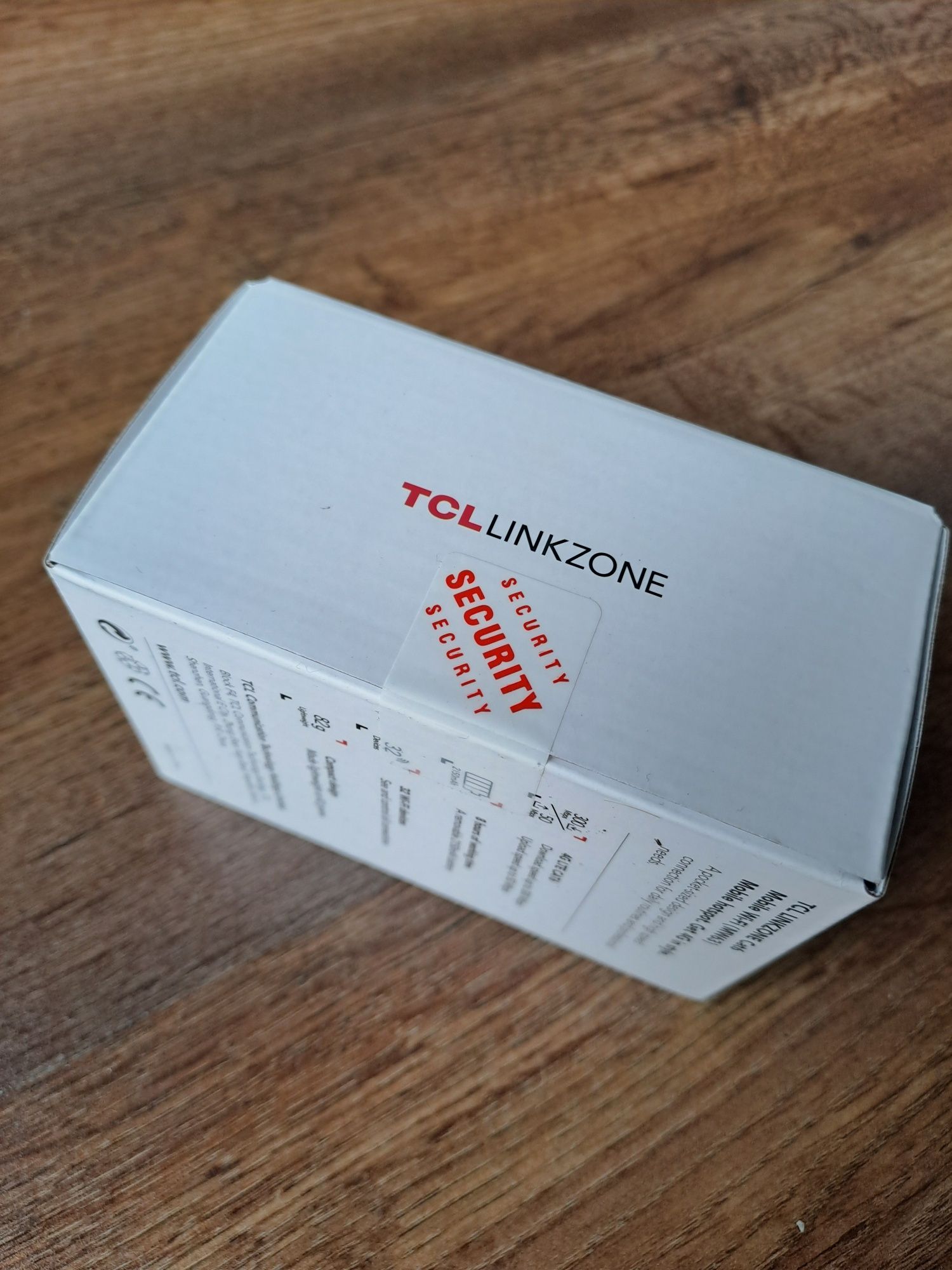 Modem Router przenośny TCL Linkzone LTR Cat6 Mobile Wi-Fi