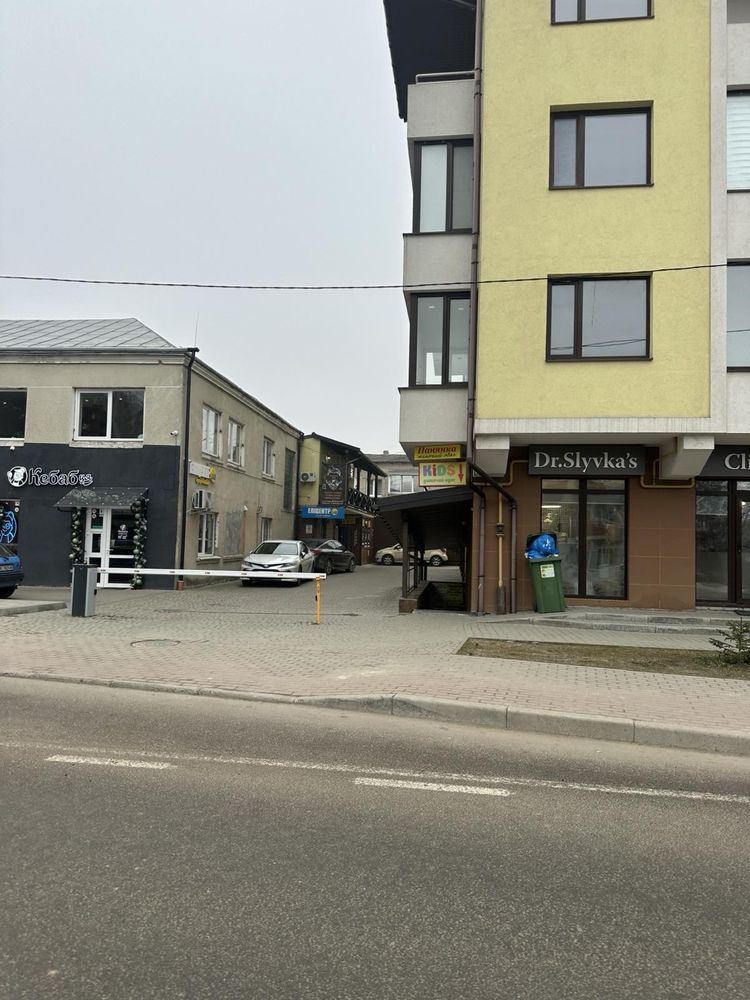 Оренда приміщення центр  Пустомити 53м2