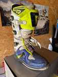 Buty GEARNE rozmiar 44