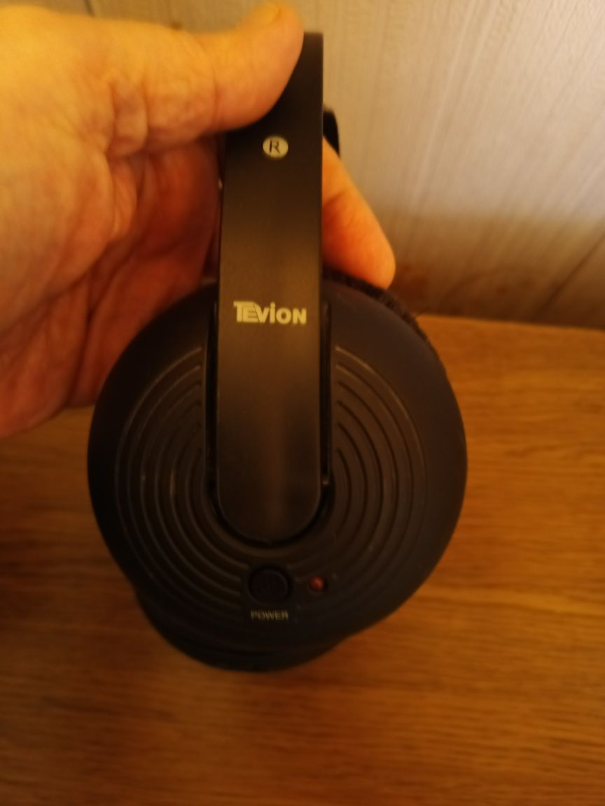 Беспроводные наушники Tevion (Германия)