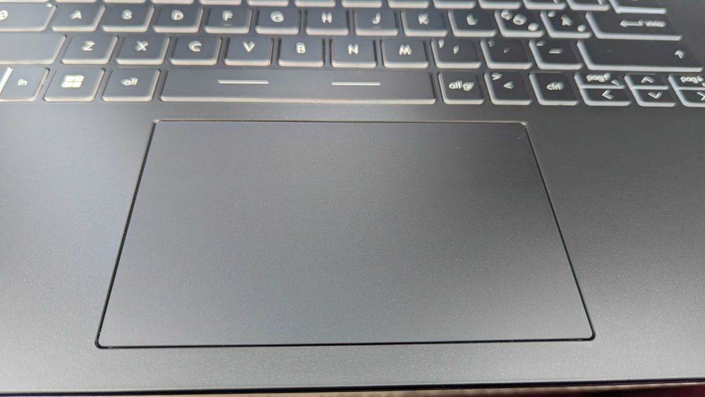 Laptop MSI Modern 14 " Intel i3 8 GB / 512 GB czarny QWERTY IT