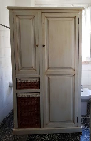 Armário de Casa de Banho em Madeira Maciça