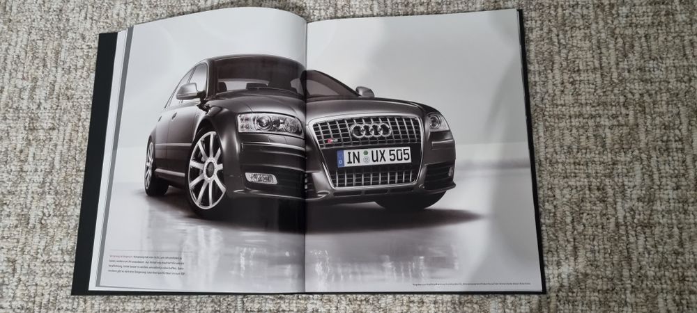 2009 Prospekt Audi A8/S8 na innej Q8, A7, A6, A5, A4, A3, S5, S4, S3.
