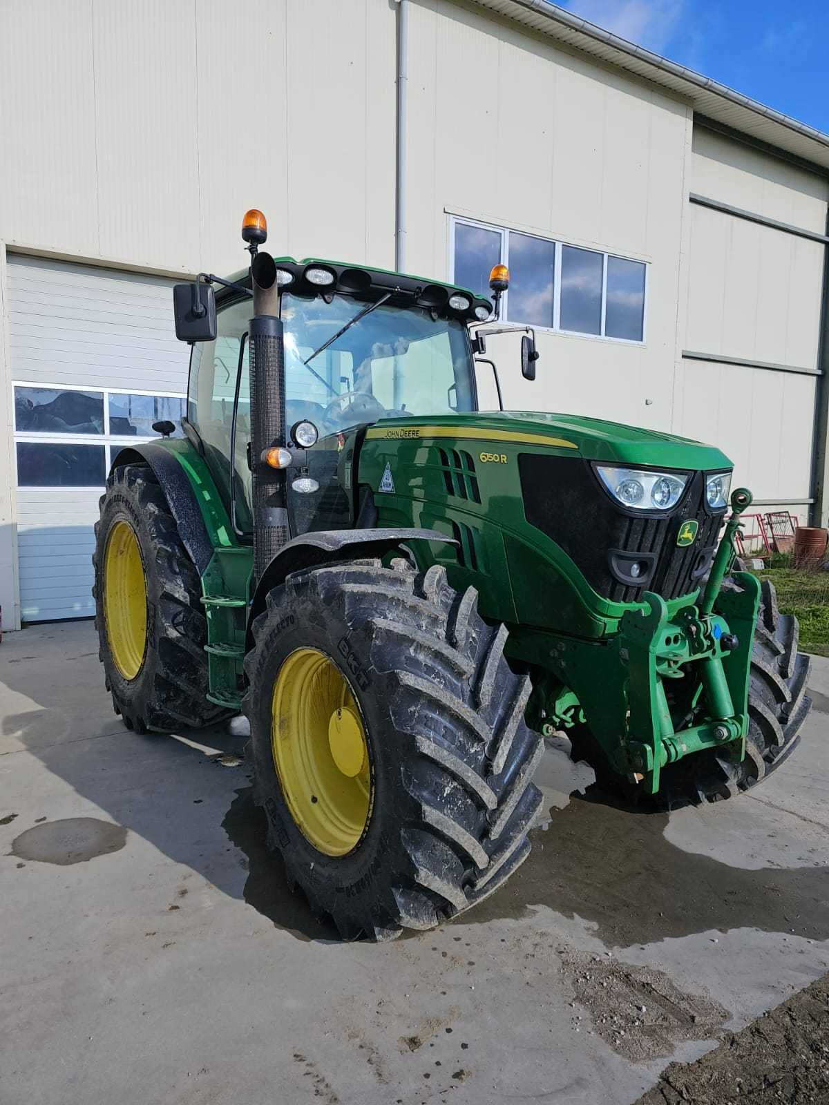 John Deere 6150  Rok: 2013