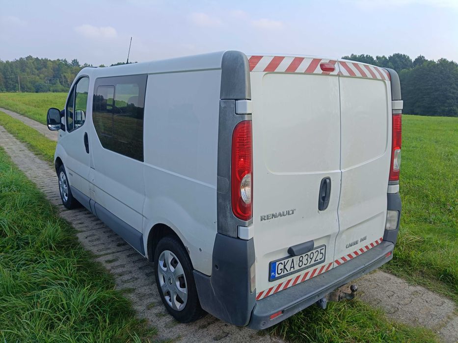 Renault Trafic 2012 rok Holenderka klima 2.0 dCi 115 koni 6 cio os