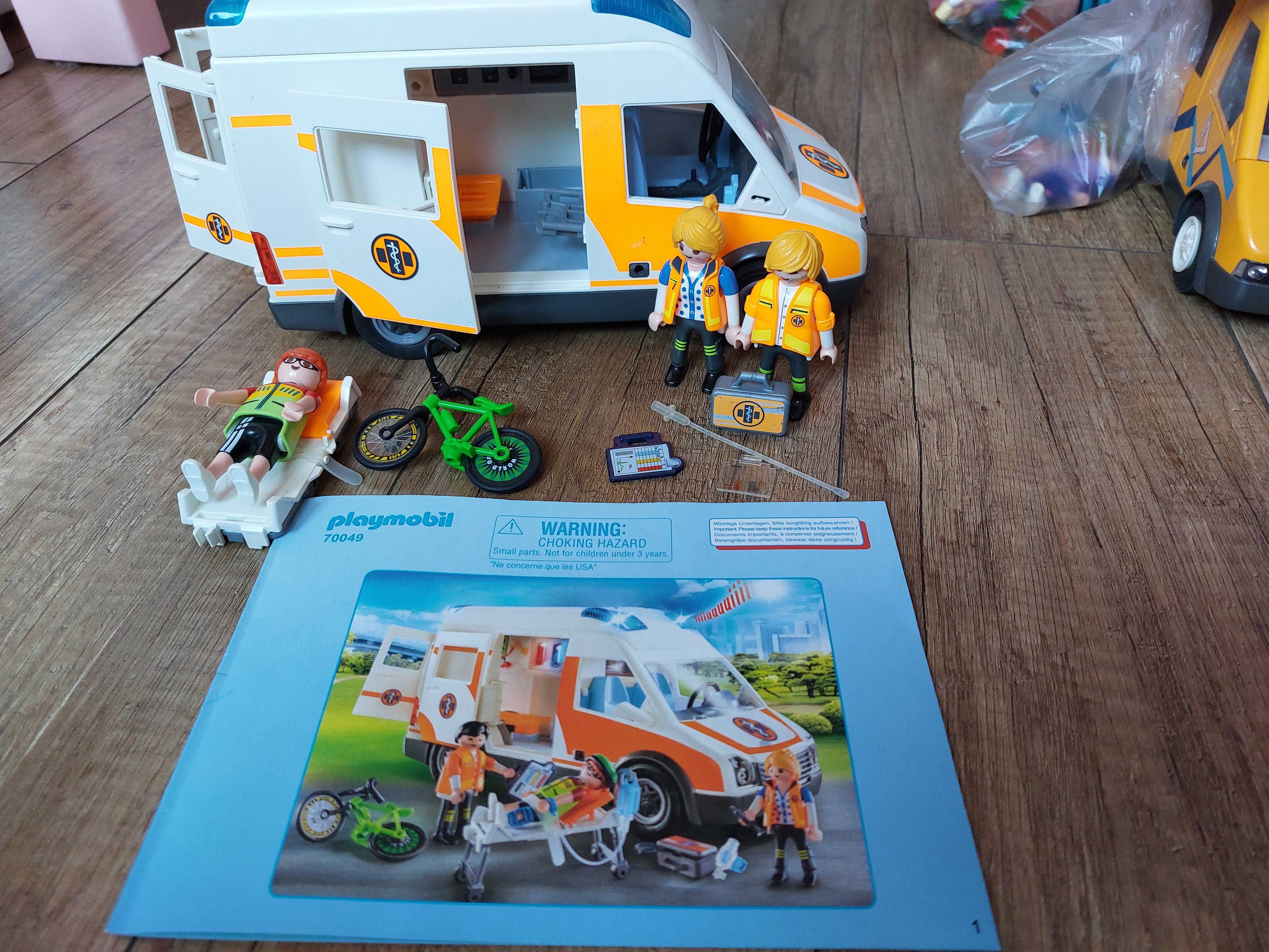 Playmobil 70049  Ambulans Z Akcesoriami