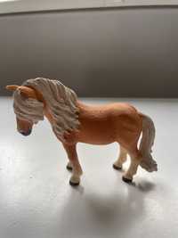 figurka konik schleich