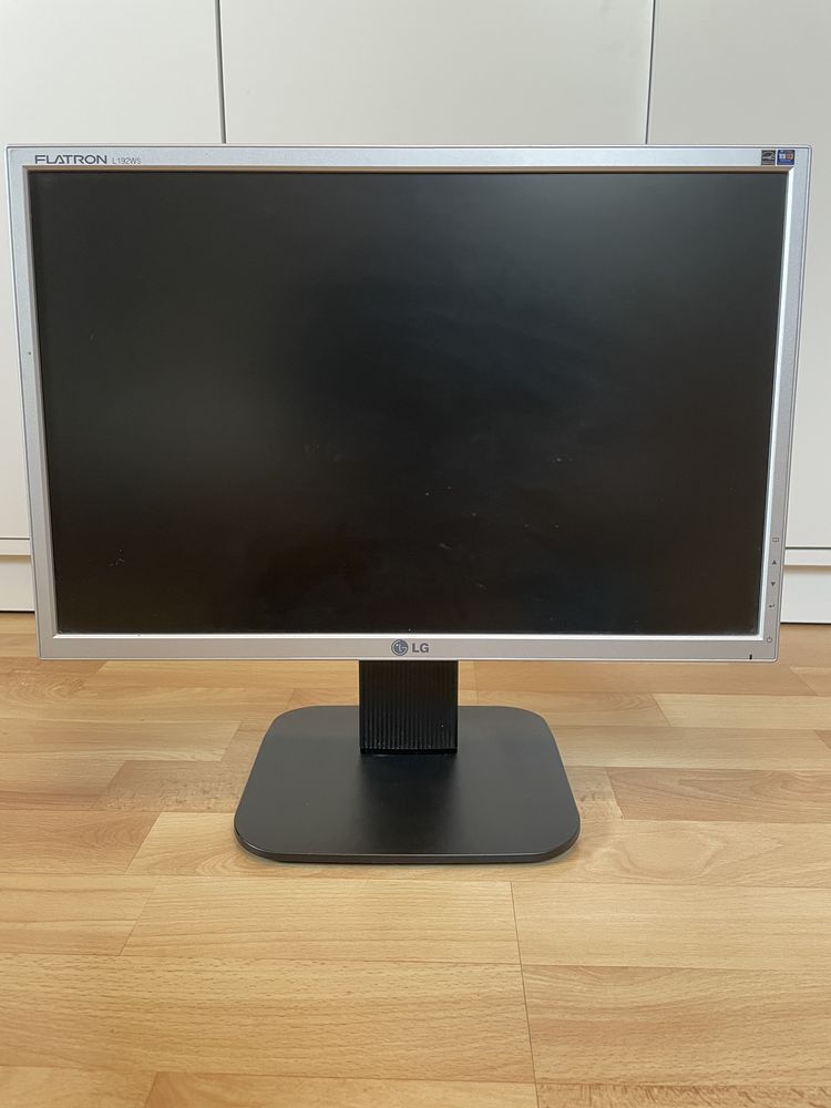 Monitor LG Flatron L192WS 19”