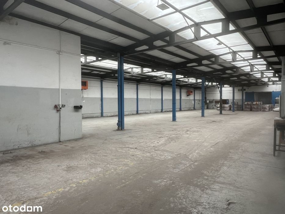 Hala magazynowa ok. 1031 m2, ogrzewana.
