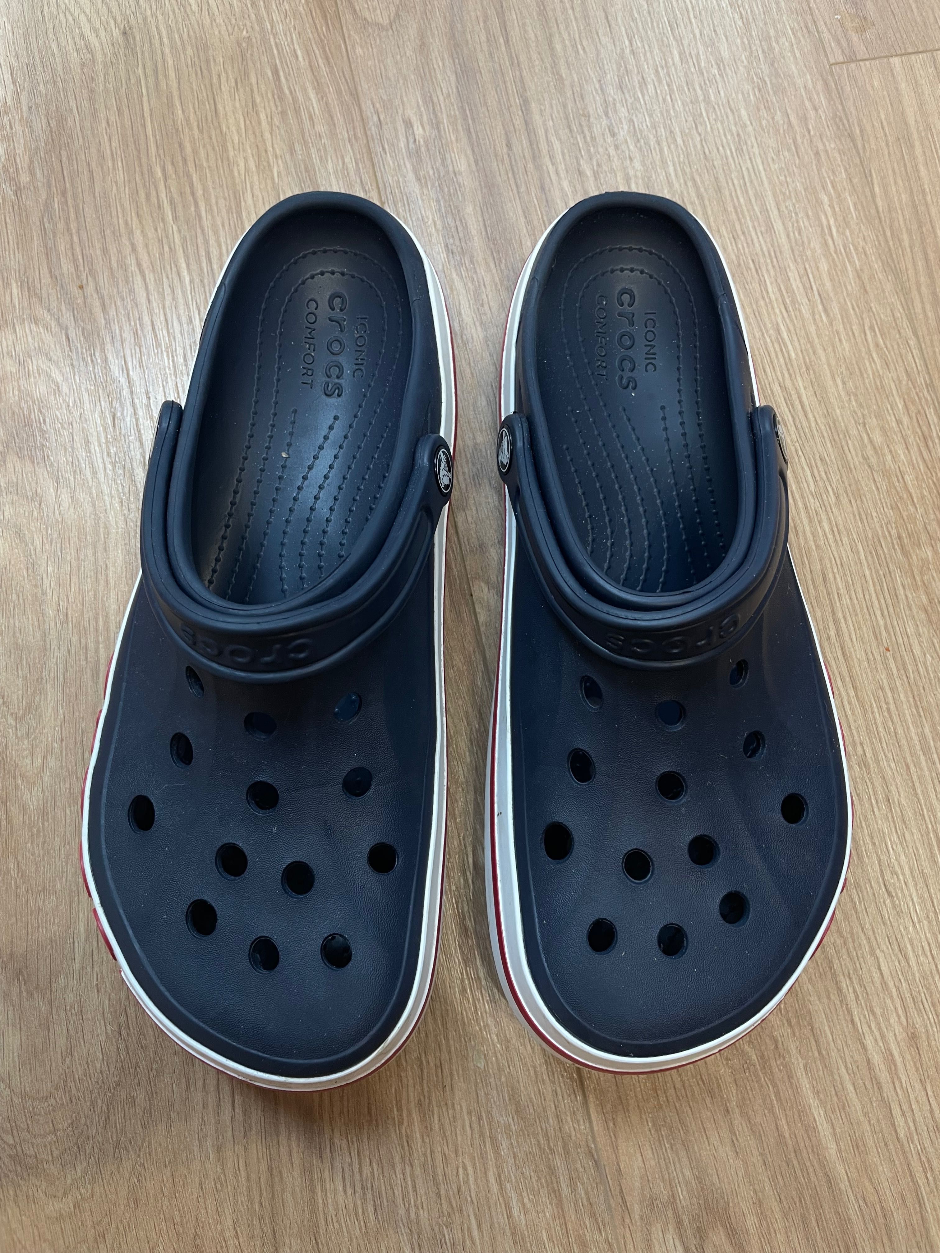 Crocs M10 W12 w idealnym stanie