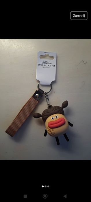 Śmieszny breloczyk z ruchomymi ustami.