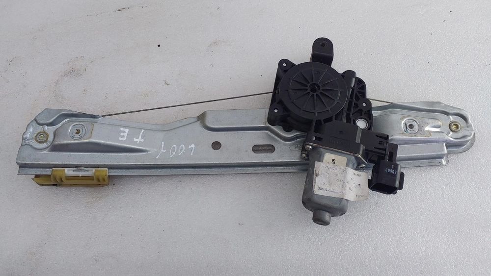 Elevador vidros trás esquerdo FORD C-Max II (DXA/CB7, DXA/CEU)