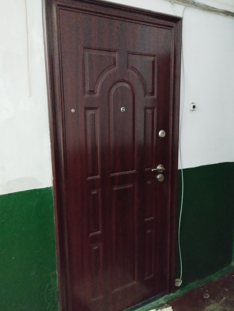 Продам 2 кім. квартиру р/н Північний