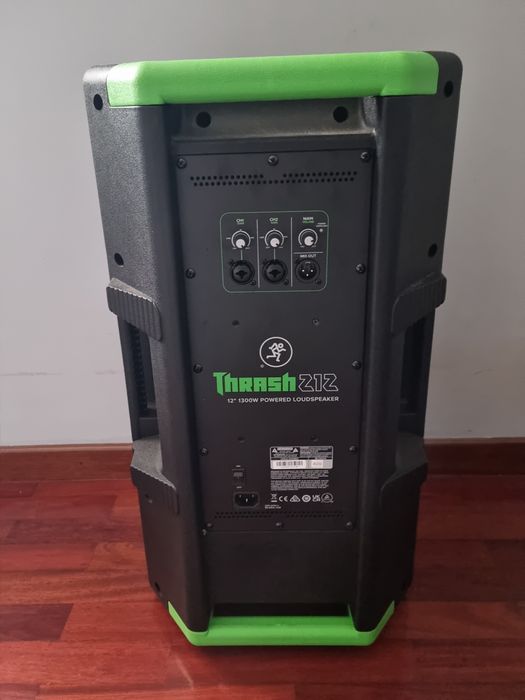 Coluna Mackie Trash 212