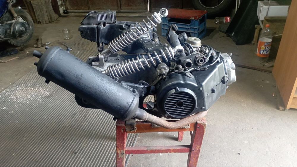 Продам двигатель скутера 157QMJ  150 куб