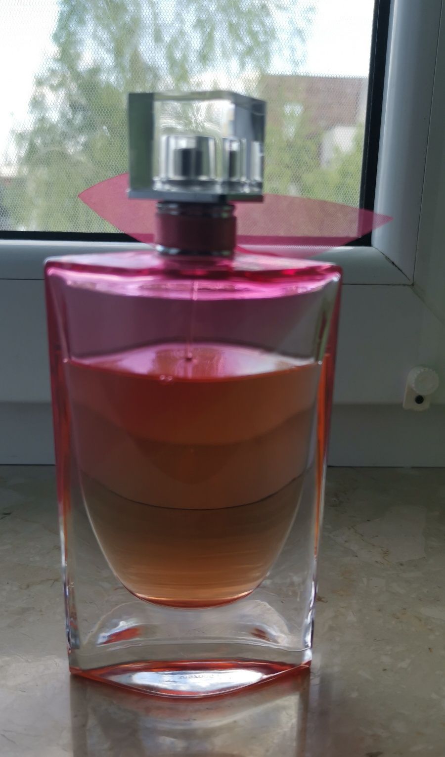 Sprzedam Lancome La vie est belle en rose 100ml z widocznym ubytkiem