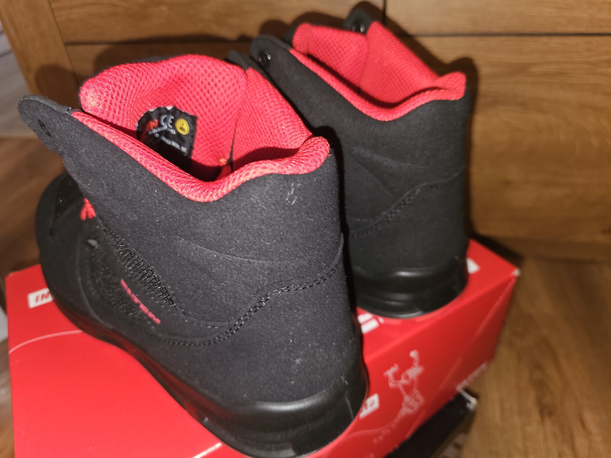 Buty robocze Elten Lakers XXT Mid ESD S1P