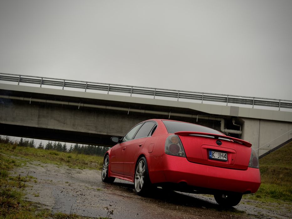 Nissan Altima 3.5 V6 250KM Manual