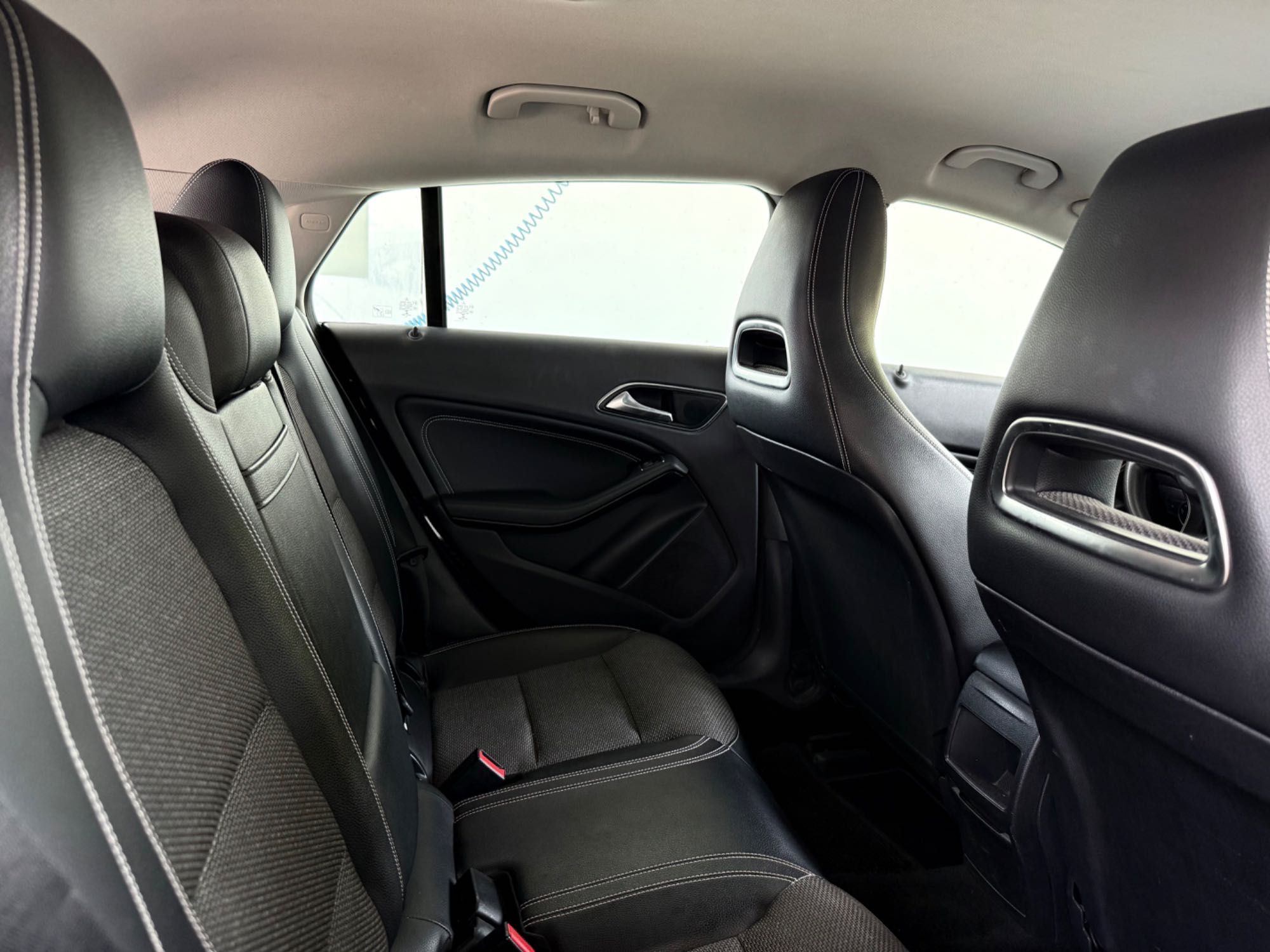 Mercedes-Benz CLA 180d Shooting Brake
