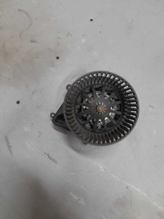 Моторчик пічки печки реостат резистор Рено Трафік Опель Віваро