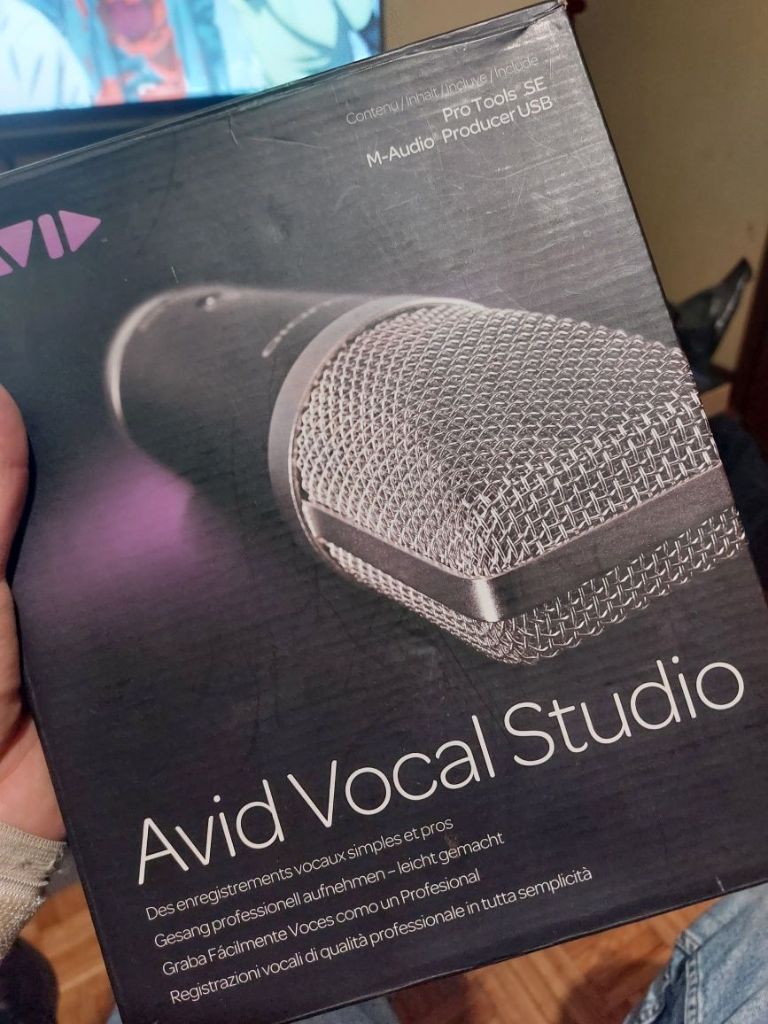 Microfone USB áudio Avid vocal studio