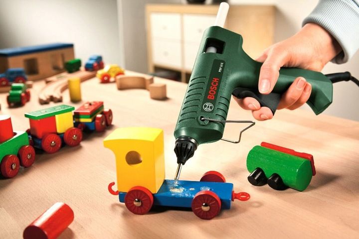 Pistolet Do Kleju Na Gorąco Bosch Pkp 18 E + Klej