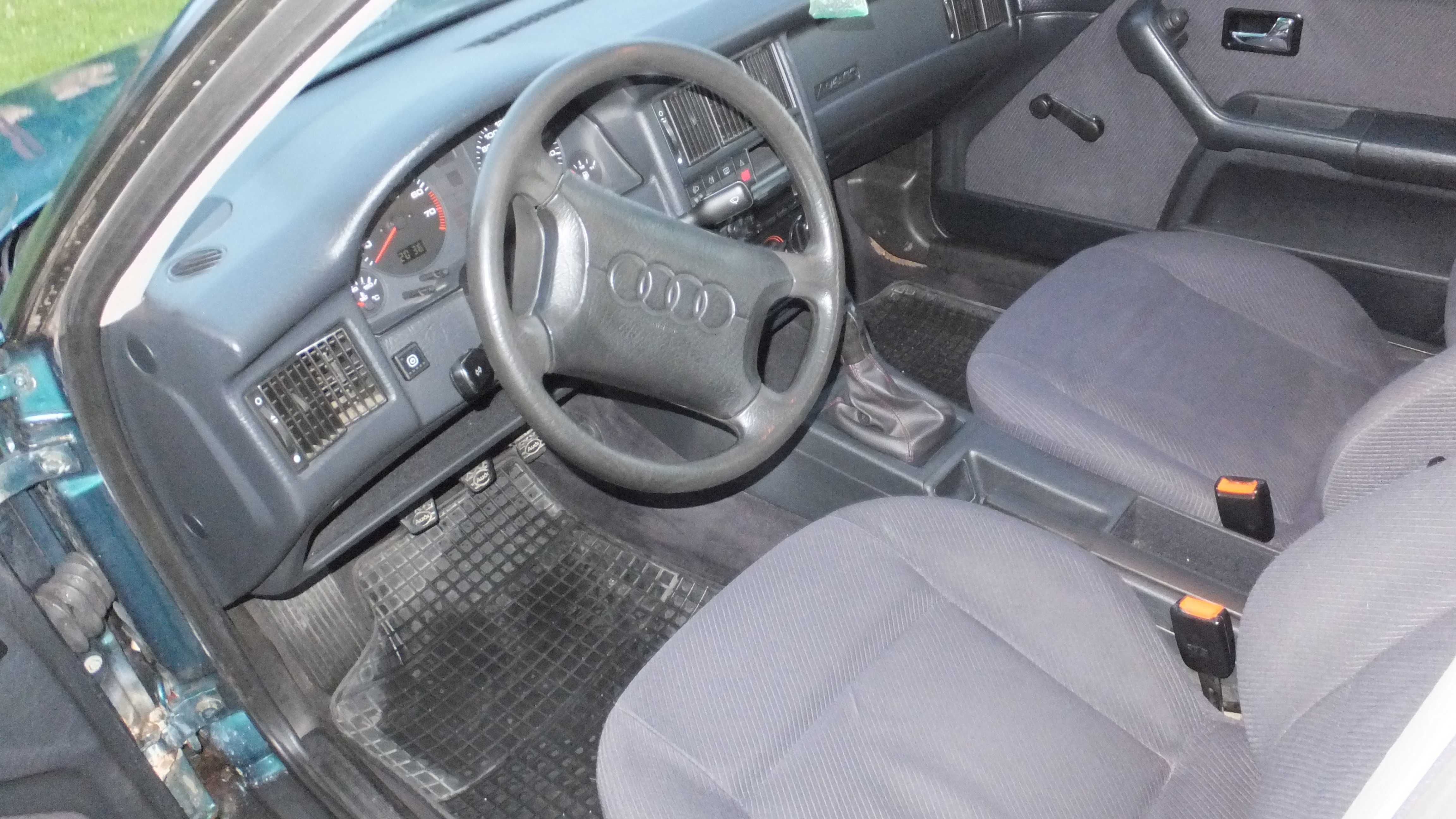 Audi 80 2.0 115KM