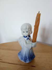 Figurka aniołka ze świecą porcelana 10 cm