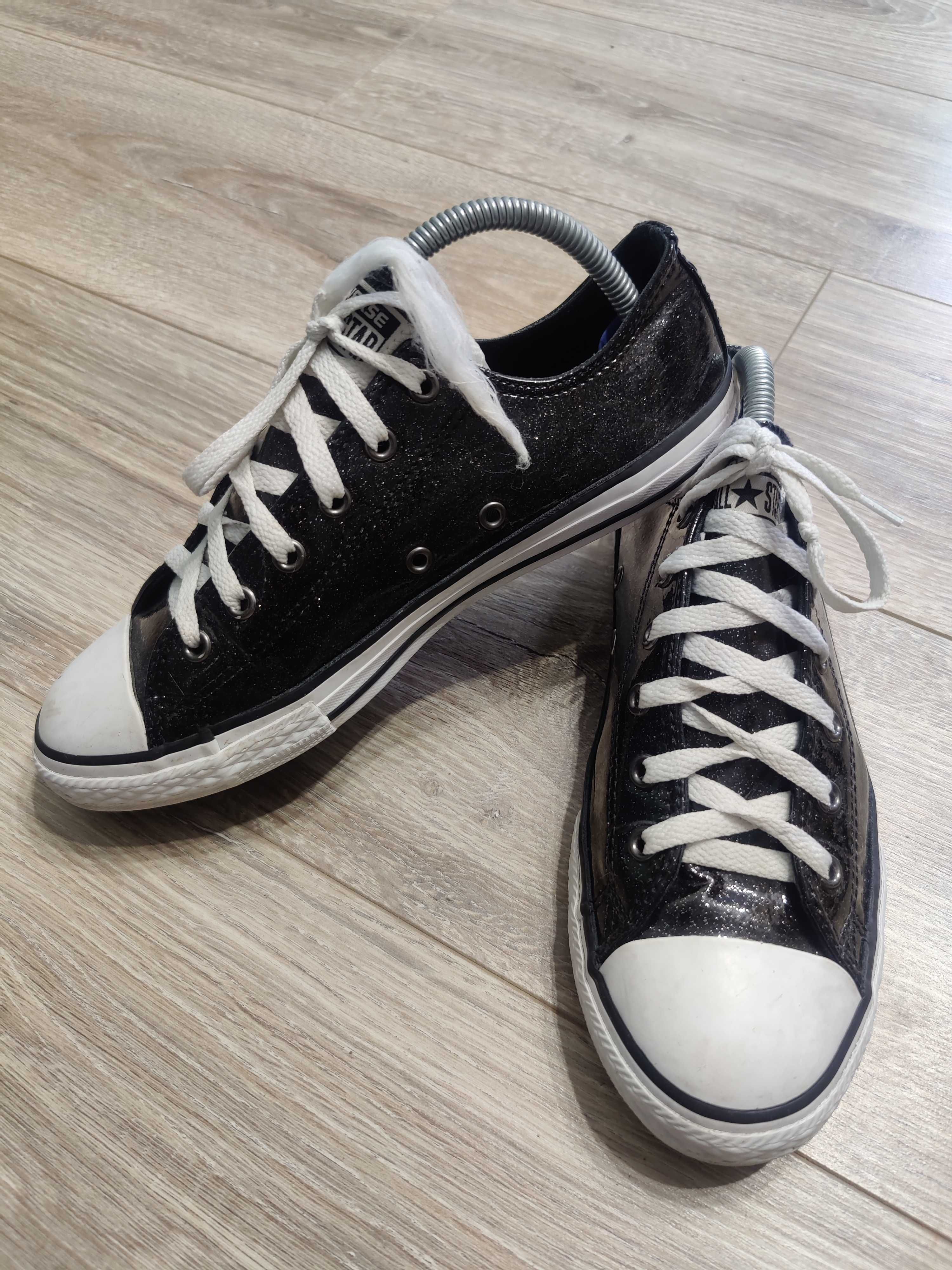 Продам оригінальні кеди Converse