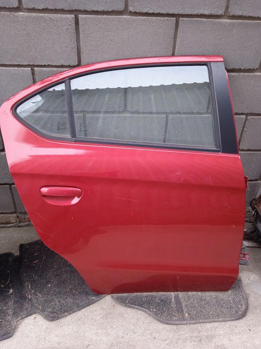 Митсубиси Мираж Mirage 16-22. Двери дверь 150$.