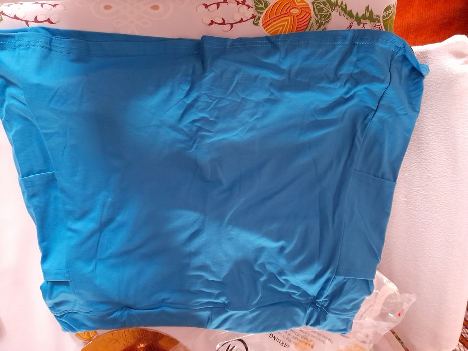 Sprzedam nowe spodenko-spodniczke