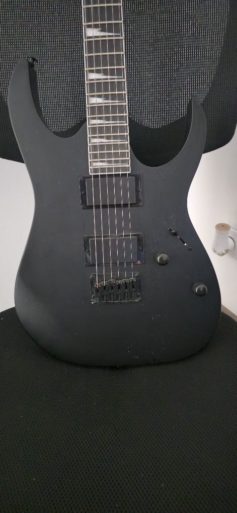 Guitarra ibanez gio