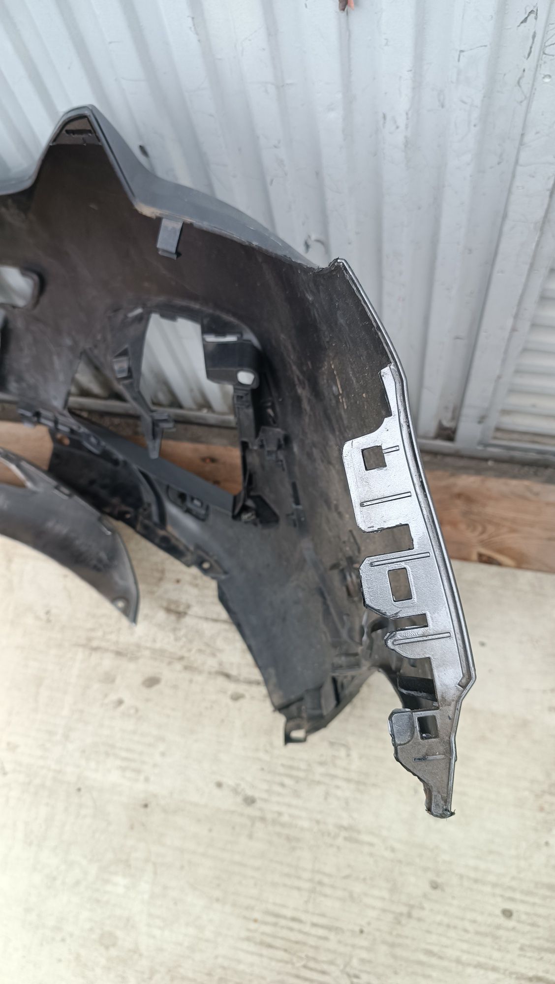 Vendo parachoque de frente Peugeot 3008/5008 GT Line ano 2017/20
