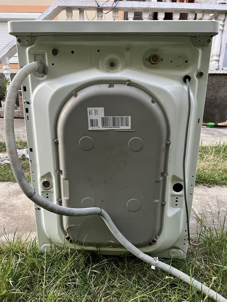 Пральна машина Electrolux 7kg з сушкою