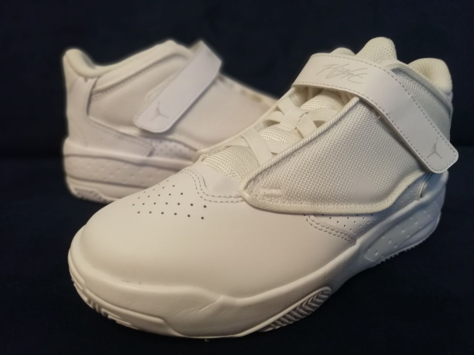 Buty Nike Jordan Flight Białe Nowe rozmiar 35