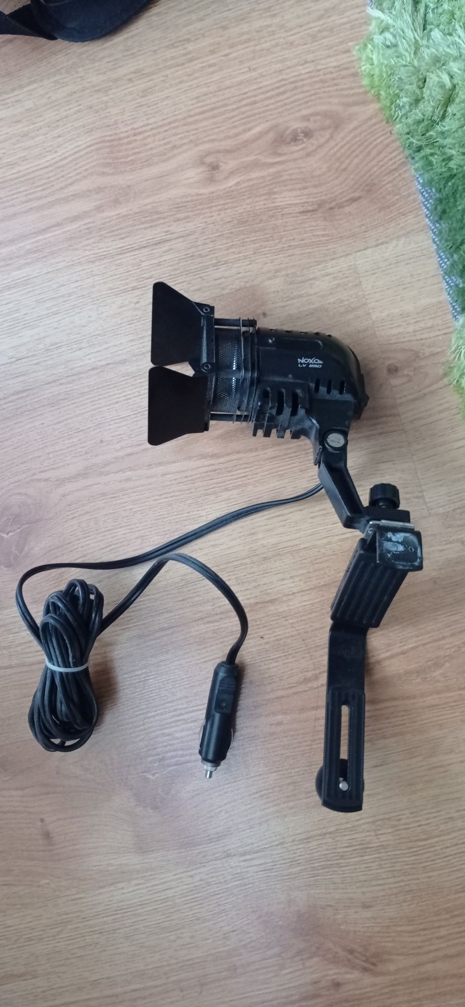 Lampa  do kamery aparatu noxo  LV 250. 12v
