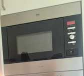 Kuchenka mikrofalowa AEG - Electrolux Micromat do zabudowy czarna stal