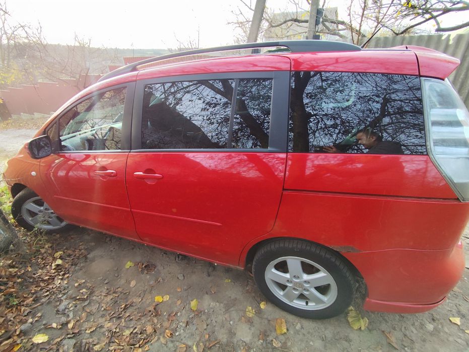Продам mazda 5 2005 рік 2.0