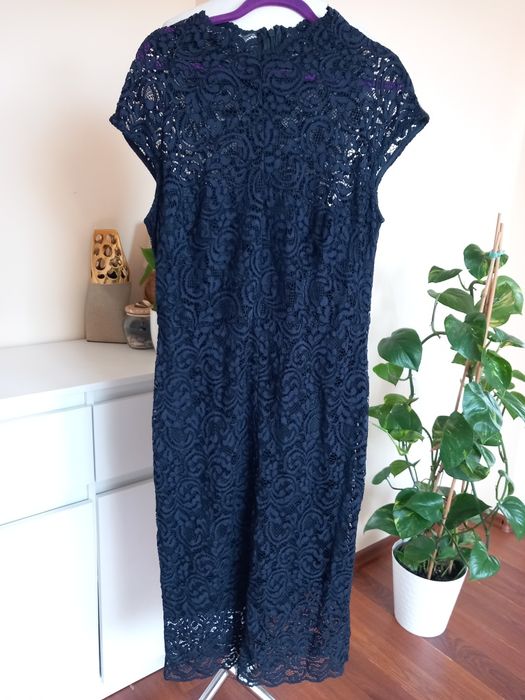 granatowa koronkowa midi sukienka roz.42