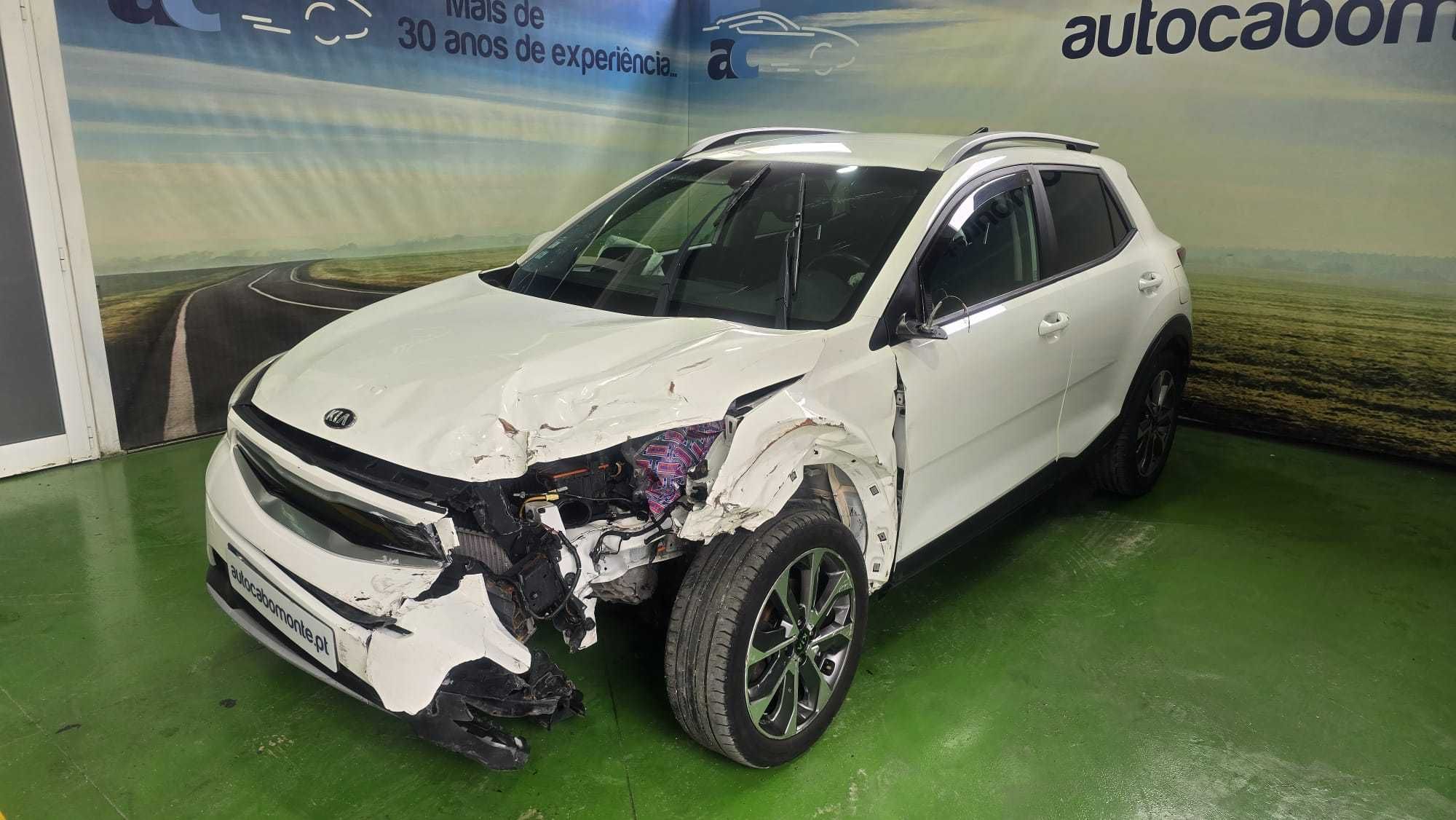 Kia Stonic 1.6 CRDI - Salvado