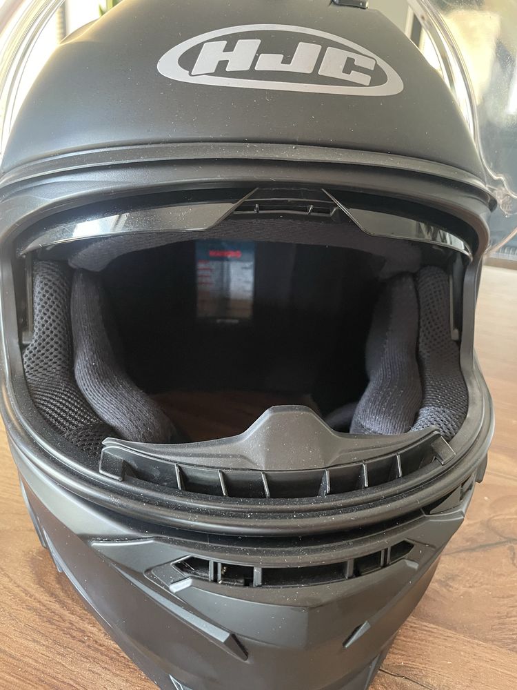 Kask HJC w rozmiarze L