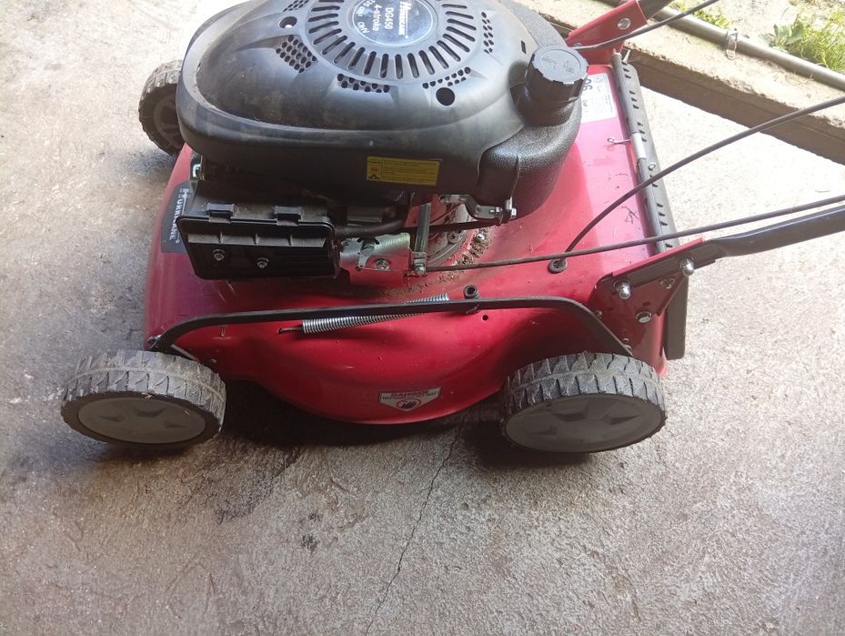 Kosiarka spalinowa z napędem Hurricane 135cm