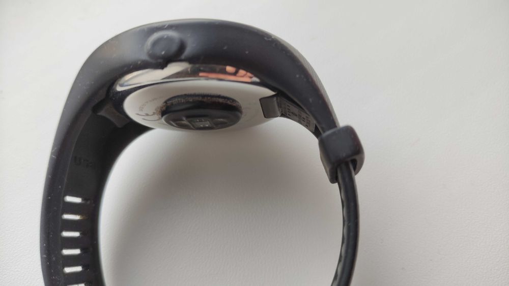 Спортивний годинник Polar M200