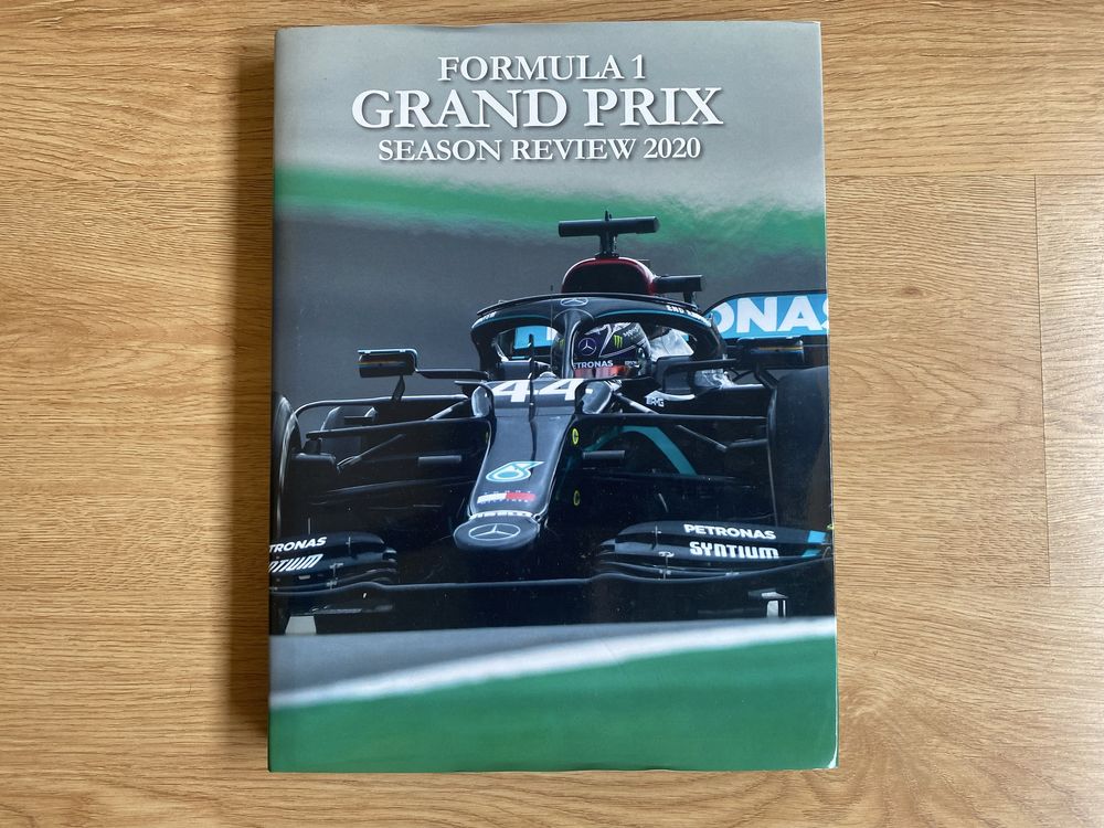 Livro sobre formula 1, época 2020