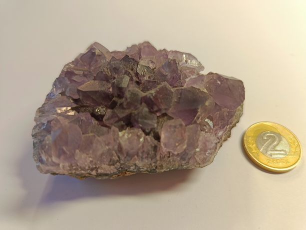 Naturalny kamień Ametyst w formie krystalicznej bryłki, skałki nr B
