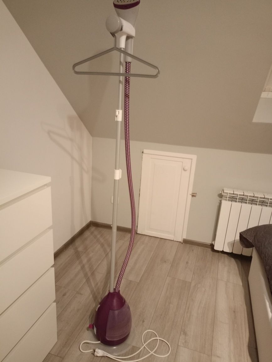 Sprzedam parownicę do ubrań Philips