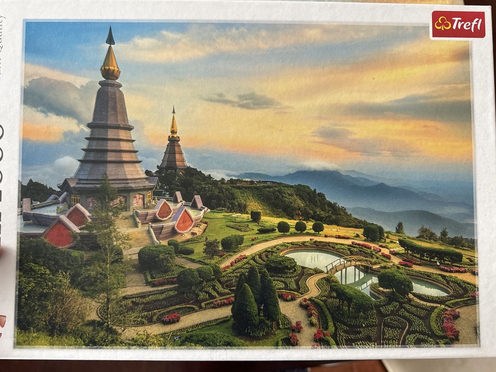 Puzzle Bajkowe Chiang Mai Trefl 2000 szt.